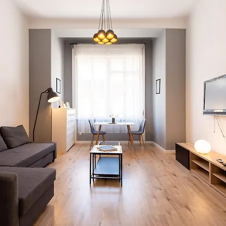 Budapest4u - New In The Of *